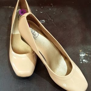 Lifestride Women's Nude Wedge Heels Sz 8 1/2